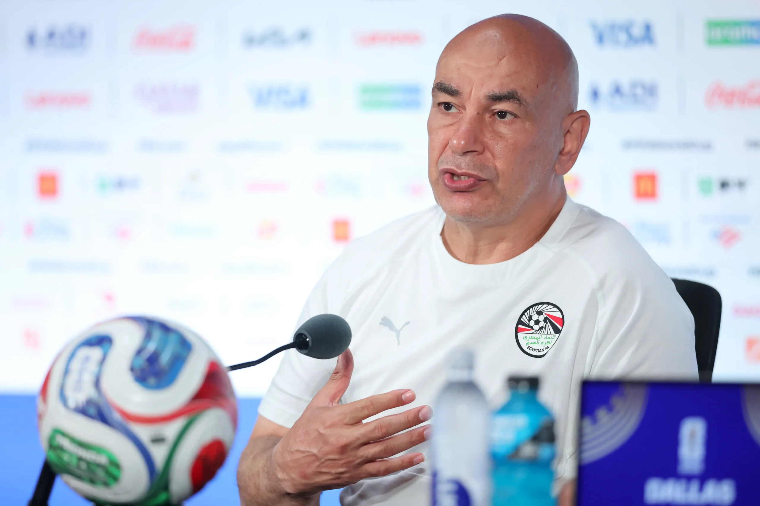 Foot, Égypte : Hossam Hassan prolonge